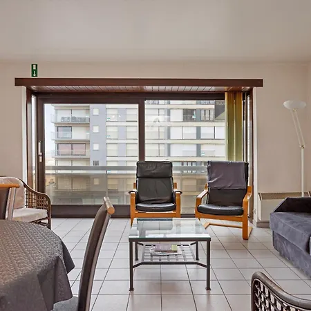 Apartment Ego Flos 0301 *